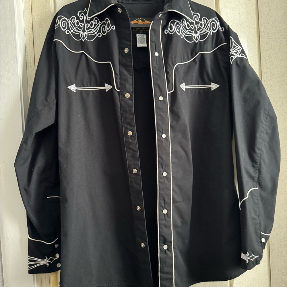 Black Vaquero Shirt with White Embroidery